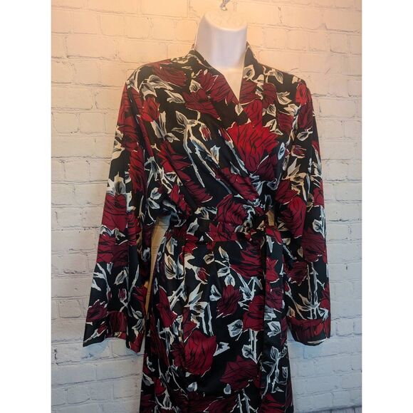 Caberet satin robe medium + - Picture 2 of 6